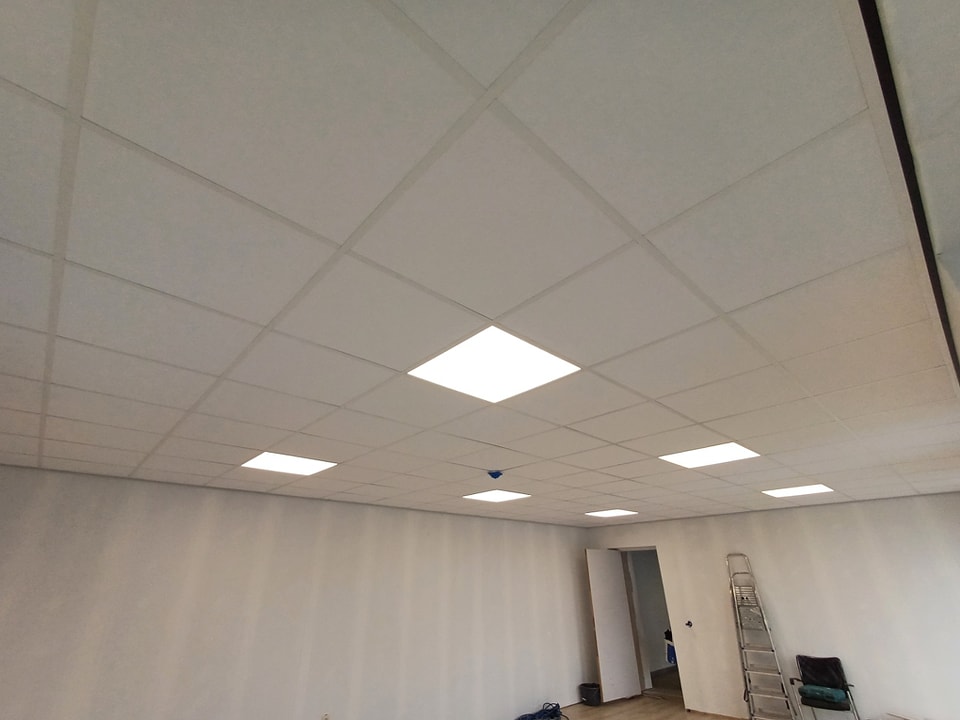 MAB Lommel, gyprocwerken, wanden, plafonds, gyproc, gipskarton, systeemplafonds, gevelbekleding, isolatiewerken, schilderwerken, schrijnwerk, Lommel, Overpelt, Pelt, Mol, Neerpelt, Antwerpen, Limburg, Hechtel, Eksel, Bree, Kinrooi, Meeuwen, Peer, Balen, Belgie, Eindhoven, Bergeijk, Valkenswaard, Genk, Beringen, Leopoldsburg, Hasselt, Turnhout, Leuven, Geel, Heusden, Zolder, Houthalen, Helchteren, Maastricht gyprocwerken, systeemplafonds, gevelbekleding, isolatiewerken, schilderwerken, schrijnwerk scheidingswanden, plafonds, knauff, trespa, pur, gyprocwerken Lommel, renovatie, nieuwbouw, aannemer,