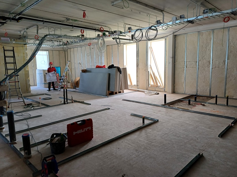 MAB Lommel, gyprocwerken, wanden, plafonds, gyproc, gipskarton, systeemplafonds, gevelbekleding, isolatiewerken, schilderwerken, schrijnwerk, Lommel, Overpelt, Pelt, Mol, Neerpelt, Antwerpen, Limburg, Hechtel, Eksel, Bree, Kinrooi, Meeuwen, Peer, Balen, Belgie, Eindhoven, Bergeijk, Valkenswaard, Genk, Beringen, Leopoldsburg, Hasselt, Turnhout, Leuven, Geel, Heusden, Zolder, Houthalen, Helchteren, Maastricht gyprocwerken, systeemplafonds, gevelbekleding, isolatiewerken, schilderwerken, schrijnwerk scheidingswanden, plafonds, knauff, trespa, pur, gyprocwerken Lommel, renovatie, nieuwbouw, aannemer,